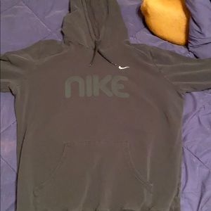 Women’s Nike Pullover